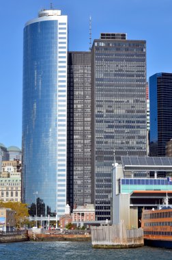 NEW YORK - 24 Ekim 2013 'te New York' ta Manhattan 'ın aşağısı, Manhattan Adası' nın en güneyinde, New York 'un ana ticaret ve hükümet merkezi konumundadır.