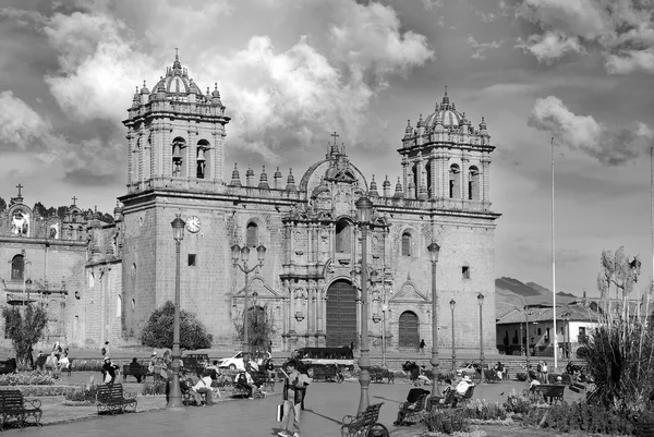 库斯科秘鲁 11月25日 圣多明各大教堂 是库斯科罗马天主教大主教管区的母堂 2008年11月25日在秘鲁库斯科举行 — 图库照片