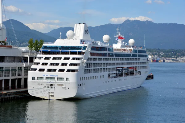 Vancouver Canada Juni 2015 Pacific Princess Een Cruiseschip Eigendom Van Stockfoto