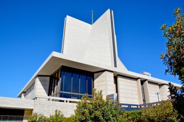 San Francisco Ca Usa 15 Nisan 2015: Saint Mary Katedrali, San Francisco Katolik Başpiskoposluğu 'nun başlıca kilisesidir. 