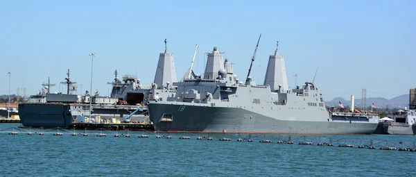 San Diego Usa Abril 2015 Uss New Orleans Lpd Muelle — Foto de Stock