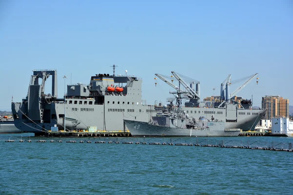 San Diego Usa Abril 2015 Usns Bob Hope Akr 300 — Foto de Stock