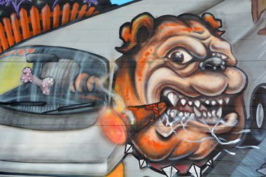 Montreal Canada Dec 02: Montreal Buldog 2 Aralık 2014 tarihinde Montreal Kanada 'da sokak sanatı. Montreal. Sokak sanatını aramak için arka sokaklarda ve terk edilmiş alanlarda yürümek için mükemmel bir yer..
