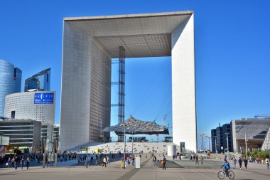 Paris Fransa 19 Ekim: Paris 'in La Defence iş bölgesinde Büyük Kemer. 19 Ekim 2014, Fransa.