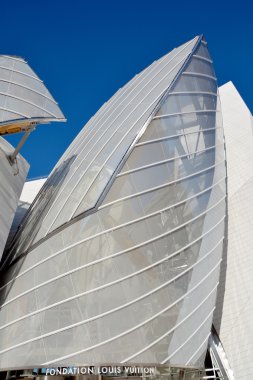 Paris Fransa 19 Ekim: Louis Vuitton Vakfı 2006 yılında kuruldu, bir sanat müzesi ve kültür merkezi. 143 milyon dolarlık müze yakın tarihte 19 Ekim 2014 'te Paris' te tamamlandı.