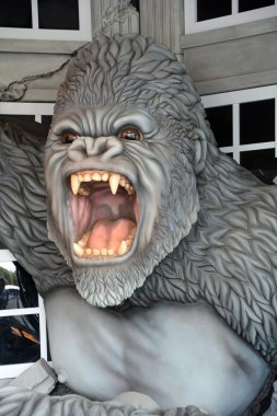 Myrtle Beach South Carolina 29 Haziran 2016: Hollywood Wax Museum Entertainment Center 'daki Empire State binasında dev King Kong