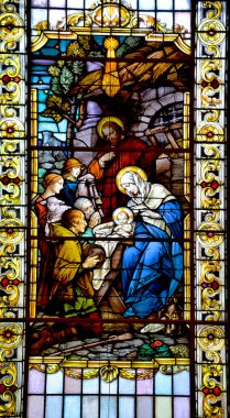 Quebec City Canada Eylül 03: Lekeli cam pencere Notre Dame des Victoires Kilisesi 3 Eylül 2014 tarihinde Quebec City Canada 'da. İnşaata 1687 yılında Champlain 'in yaşadığı yerde başlandı. 