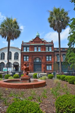 Savannah Georgia Usa 28 Haziran 2016: Savannah Cotton Exchange binası, Savannah 'nın Atlantik' te birinci, dünyanın ikinci pamuk limanı olduğu 1887 yılında tamamlandı..