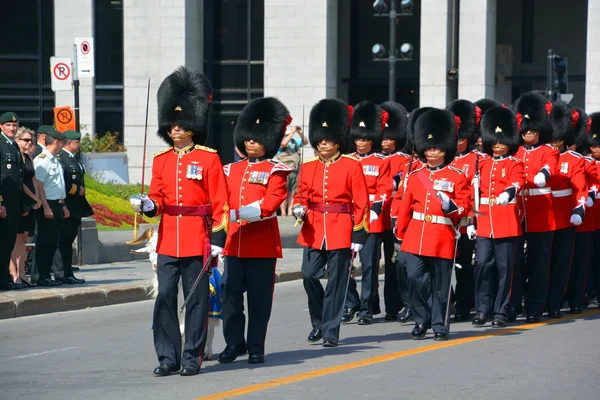 Montreal Kanada Szeptember Felvonulás Katona Royal Ezred Köznyelvben Van Doos — Stock Fotó