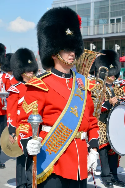 Montreal Canada Septiembre Desfile Soldados Del Regimiento Real Coloquialmente Van — Foto de Stock