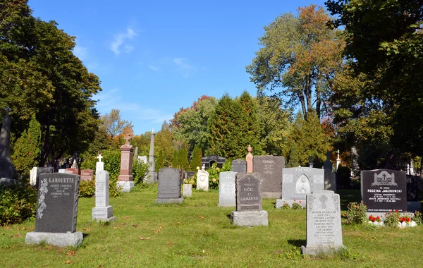 Montreal Canada Octubre 2015 Tumbas Cementerio Notre Dame Des Neiges —  Fotos de Stock