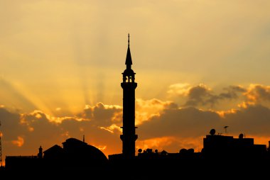 Ürdün, Amman 'da bir caminin silueti