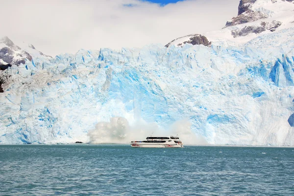 Perito Moreno Glacier Argentina Nov Barca Turistica Fronte Ghiacciaio Del — Foto Stock