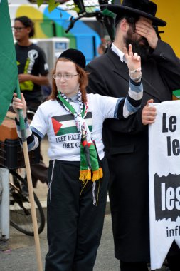 MONTREAL CANADA AUGUST 21:Unidentified people form jewish Hasidic Orthodox Judaism, participating in a rally to condemn the Israel occupation an bombing on Gaza On 08 21 2014 in Montreal Quebec Canada