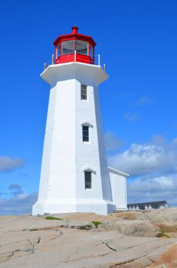 Peggy 's Cove Nova Scotia 6 Haziran: Peggy' s Cove deniz feneri, 6 Haziran 2014 tarihinde St. Margarets Körfezi 'nin doğu kıyısında yer alan küçük bir kırsal bölge..