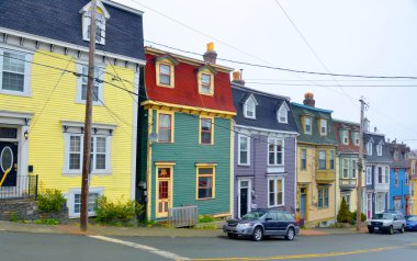 Saint John 's Newfoundland ve Labrador 12 Haziran: Renkli evler sırası 12 Haziran 2014' te Saint John 's Newfoundland ve Labrador.
