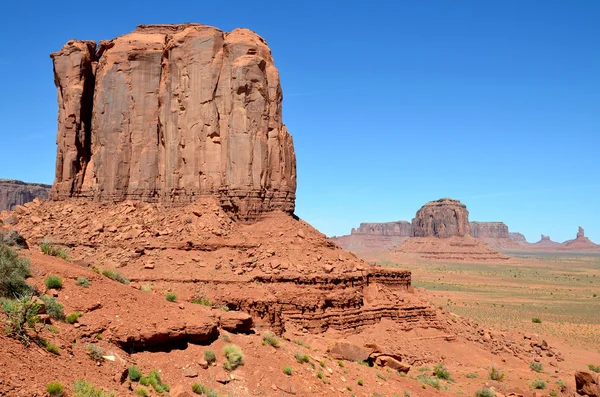 Monument Valley Colorado Platosu Nun Bir Bölgesidir Vadi Zemininin Üzerinde — Stok fotoğraf