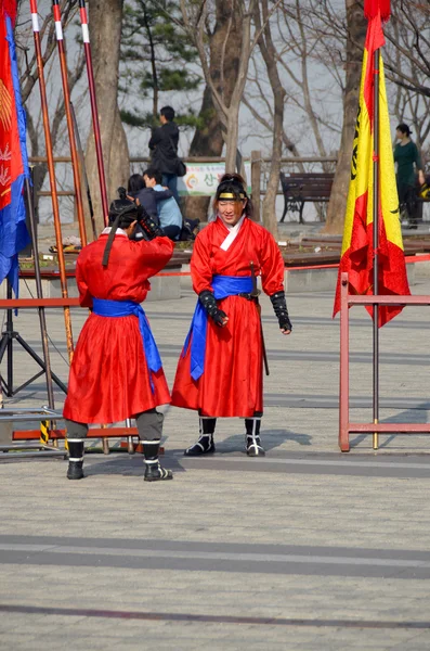 Seúl Corea Abril Ssaurabi Coreano Durante Exposición Tradicional Abril 2013 — Foto de Stock