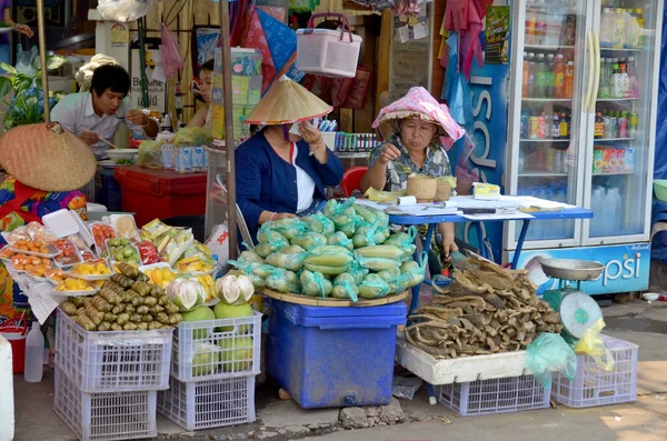 Luang Prabang Laos Abril Mujer Vende Verduras 2013 Ley Luang — Foto de Stock