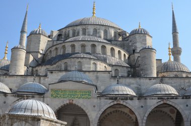 İSTANBUL TURKET Ekim 04: Sultan Ahmed Camii, Ekim 04, 2013, İstanbul, Türkiye. Sultan Ahmed Camii (Mavi Cami) İstanbul 'un en popüler turizm beldeleri üzerine.