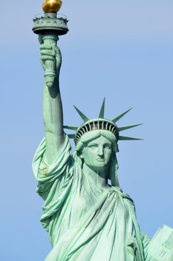 NEW YORK ABD 27 Ekim 2013: New York, New York 'ta Özgürlük Heykeli, 27 Ekim 2013. Özgürlük Anıtı, 1886 'da Fransa halkından Birleşik Devletler' e bir hediyeydi..