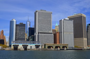 NEW YORK - 24 Ekim 2013 'te New York' ta Manhattan 'ın aşağısı, Manhattan Adası' nın en güneyinde, New York 'un ana ticaret ve hükümet merkezi konumundadır.