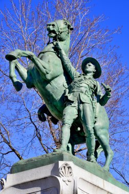 Montreal Kanada 18 Mart: Equestrian heykeli, Montreal Boer Savaşı Anıtı kapsamında George W. Hill tarafından 18 Mart 2014 tarihinde Montreal Quebec Kanada şehir merkezindeki Dorchester Meydanı 'nda yapılmıştır.