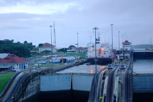 Gatun Locks Canal Panamá Novembro Este Primeiro Conjunto Fechaduras Situado — Fotografia de Stock