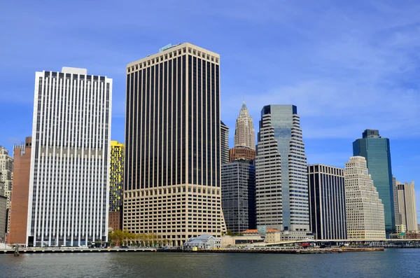 NEW YORK - 24 Ekim 2013 'te New York' ta Manhattan 'ın aşağısı, Manhattan Adası' nın en güneyinde, New York 'un ana ticaret ve hükümet merkezi konumundadır.