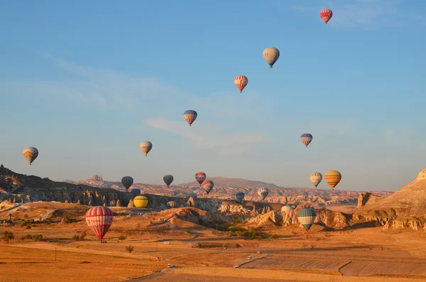 Goreme Turkey Οκτωβριοσ Πτήση Αερόστατου Θερμού Αέρα Πάνω Από Την — Φωτογραφία Αρχείου