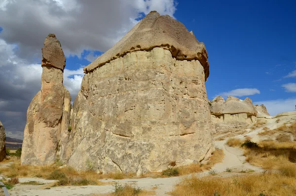 Pravděpodobně Nejznámějším Rysem Cappadocia Turecko Nalezené Samém Srdci Jsou Pohádkové — Stock fotografie