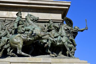 SOFIA BULGARIA SEPTEMBER 19 Eylül 2013 tarihinde Bulgaristan 'ın başkenti Sofya' da yapılan bir binicilik anıtı. Rus İmparatoru II. Alexander onuruna dikildi. 