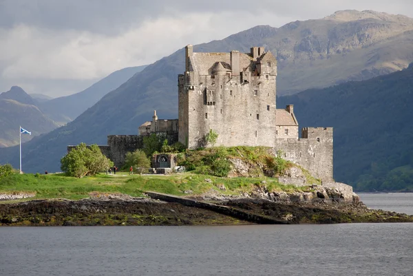 Eilean Donan Castle Είναι Ένα Μικρό Νησί Στο Loch Duich — Φωτογραφία Αρχείου