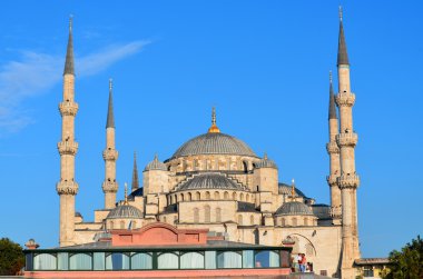İSTANBUL TURKET Ekim 04: Sultan Ahmed Camii, Ekim 04, 2013, İstanbul, Türkiye. Sultan Ahmed Camii (Mavi Cami) İstanbul 'un en popüler turizm beldeleri üzerine.