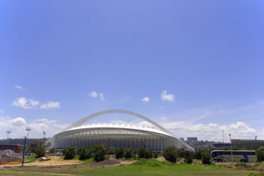 26 Kasım 2009 'da Durban, Güney Afrika' daki Moses Mabhida Stadyumu 'nda. 2010 FIFA Dünya Kupası 'nın ev sahibi stadyumlarından biridir..