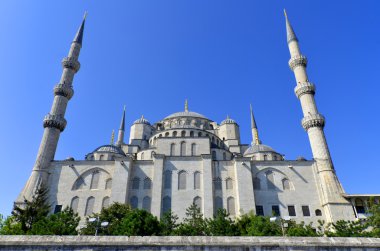 İSTANBUL TURKET Ekim 04: Sultan Ahmed Camii, Ekim 04, 2013, İstanbul, Türkiye. Sultan Ahmed Camii (Mavi Cami) İstanbul 'un en popüler turizm beldeleri üzerine.