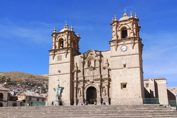 Puno Peru November Cathedral Basilica San Carlos Borromeo或普诺主教座堂是秘鲁东南部普诺市的一座安第斯巴洛克主教座堂 2009年11月28日 秘鲁普诺 — 图库照片