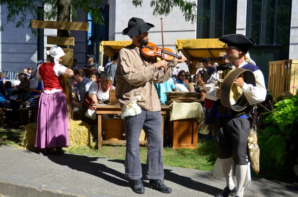 Montreal Quebec Canada Agosto Homem Reencenando Período Nova França Velho — Fotografia de Stock