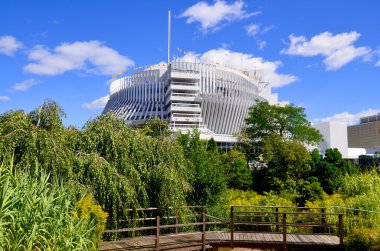 Montreal CANADA SEPT. 08: Montreal Kumarhanesi Montreal, Quebec 'teki Notre-Dame' da yer almaktadır. Kanada 'daki en büyük kumarhanedir ve Eylül 2008' de dünyanın en büyük kumarhanelerinden biridir.