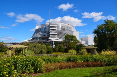Montreal CANADA SEPT. 08: Montreal Kumarhanesi Montreal, Quebec 'teki Notre-Dame' da yer almaktadır. Kanada 'daki en büyük kumarhanedir ve Eylül 2008' de dünyanın en büyük kumarhanelerinden biridir.