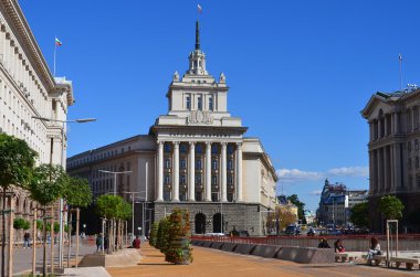 SOFIA BULGARIA 14 EPTEMBER: Largo, Sofya şehir merkezinde birçok ulusal kurumun genel merkezini kapsayan bir mimari komplekstir. 14 Eylül 2013 'te Sofya Bulgaristan' da