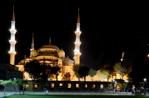 Estambul Turkey October Mezquita Sultán Ahmed Por Noche Octubre 2013 — Foto de Stock