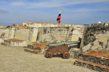 Castillo San Felipe de Barajas Kolombiya 'nın Cartagena şehrinde bir kaledir..