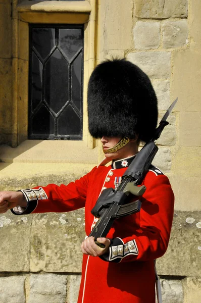 London England June Queen Guard Tower London June 2012 Queen — Stockfoto