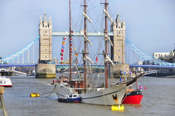 Londra Giugno Barche Decorate Con Bandiere Bandiere Celebrazioni Del Giubileo — Foto Stock