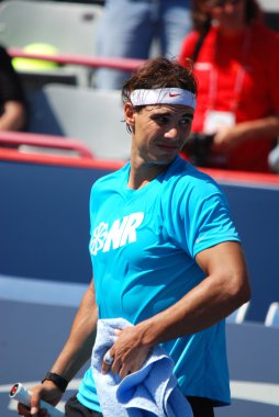 Montreal - Ağustos 5:Raphael Nadal Montreal, Kanada'da Montreal Rogers Cup 5 Ağustos 2011 tarihinde, eğitim sahasında. İspanyol profesyonel tenis oyuncusu ve eski bir dünya No 1 Rafael 