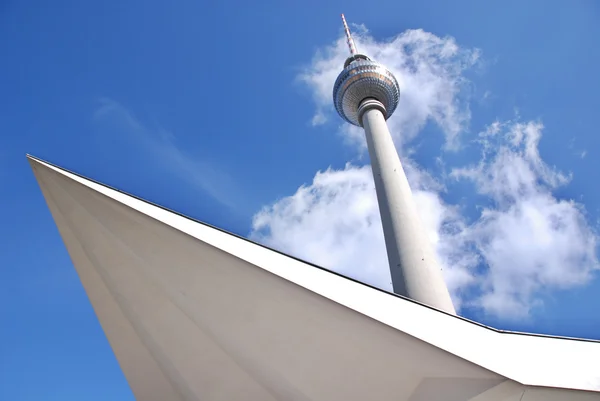 Berlín Alemania Mayo Fernsehturm Torre Televisión Ubicada Alexanderplatz Berlín Alemania — Foto de Stock