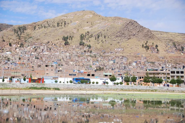 Puno Una Ciudad Sureste Del Perú Ubicada Orilla Del Lago — Foto de Stock