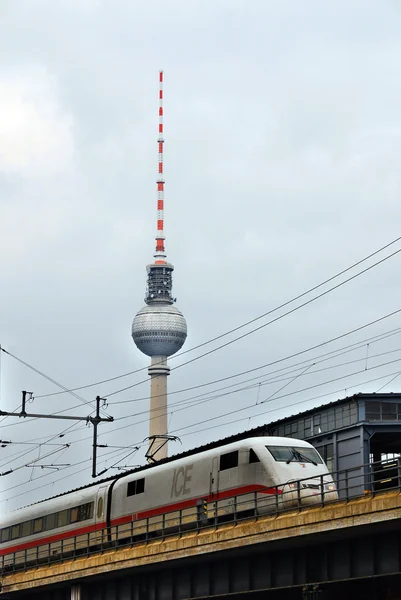 Spoor Gebouwentoren Stad — Stockfoto