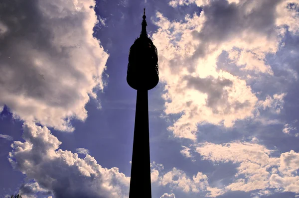 Berliner Turm Auf Himmelshintergrund — Stockfoto